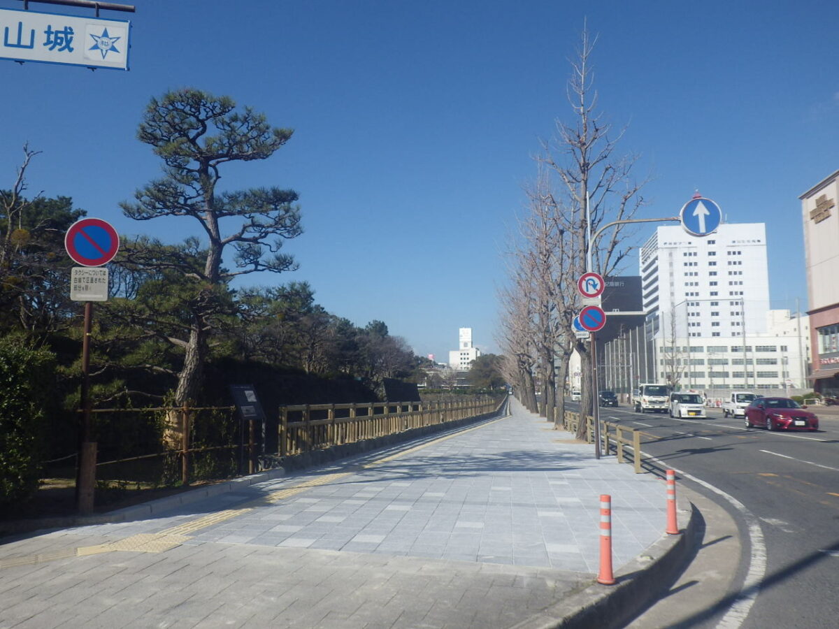 平成28年度 交安交金 第307-5号 平成27年度 交安交金　第307-5号-2 和歌山停車場線交付金交通安全合併工事